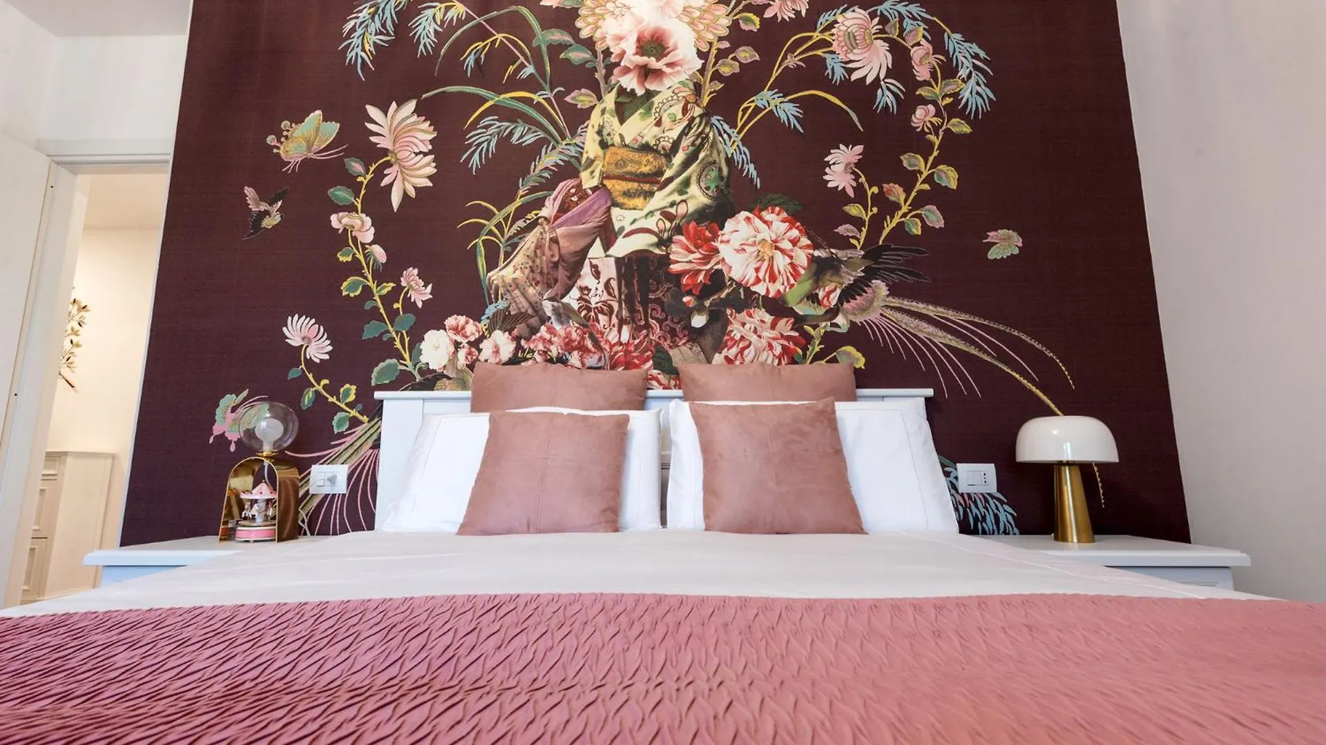 Appartamento Lora Flowers Suite, Free Parking,Self Check In, 5 Côme