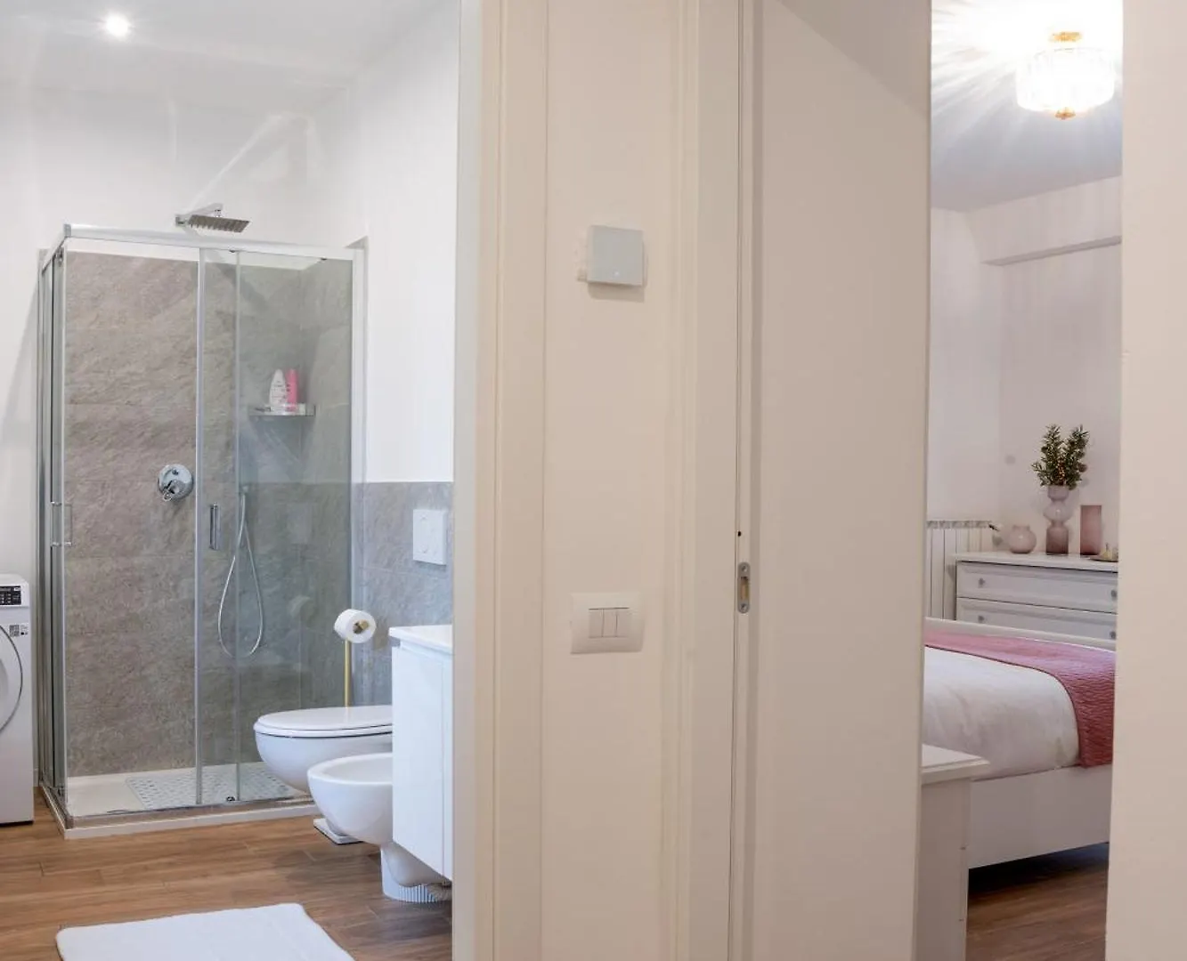 Appartamento Lora Flowers Suite, Free Parking,Self Check In, 5 Côme